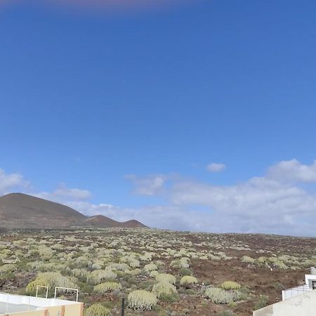 Piso Nuevo En El Puertito De Gueimar Al Lado Del Mar Realizamos Servicio De Excursiones Con Guia Puertito de Guimar Bagian luar foto