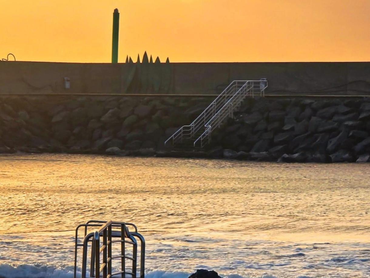 Piso Nuevo En El Puertito De Gueimar Al Lado Del Mar Realizamos Servicio De Excursiones Con Guia Puertito de Guimar Bagian luar foto